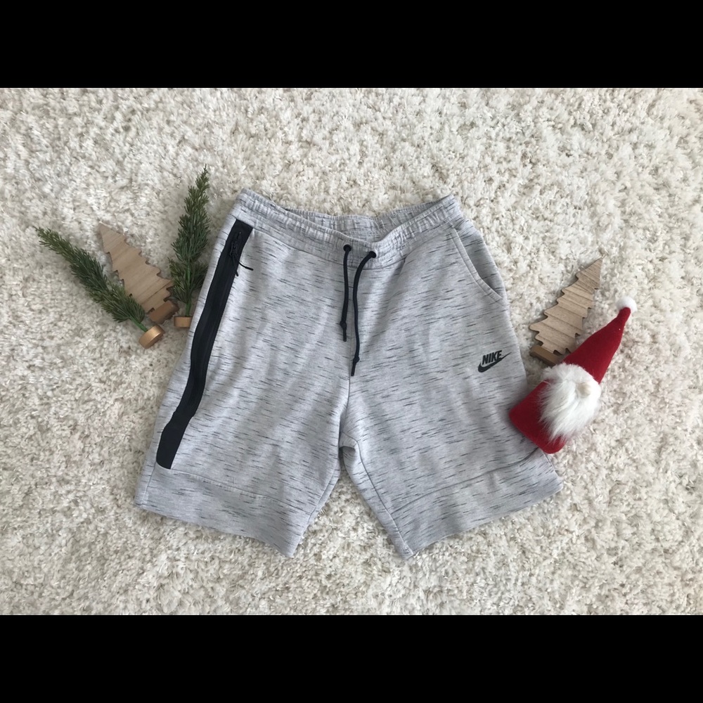 Nike men’s shorts